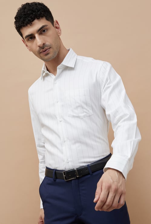 CODE Men Striped Regular Fit Formal Shirt