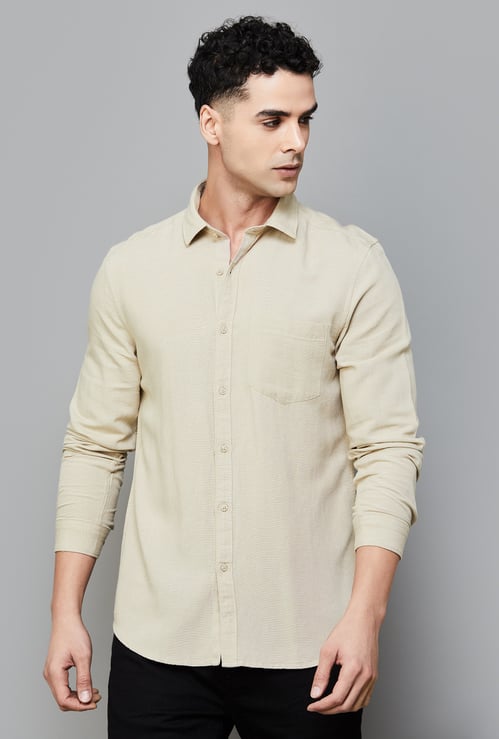 BOSSINI Men Solid Slim Fit Casual Shirt