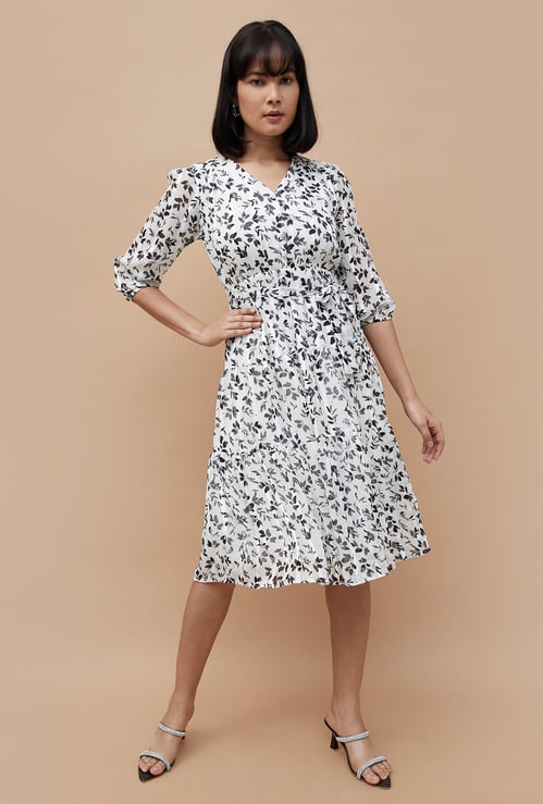 CODE Women Floral Printed Tiered Dress