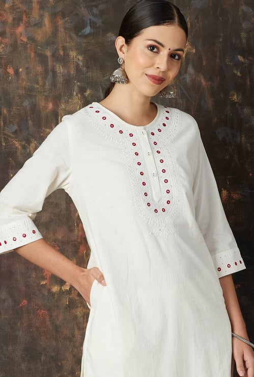 MELANGE Yoke Embroidered Straight Kurta