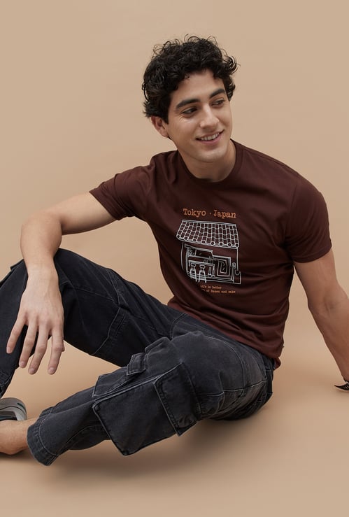FAME FOREVER Graphic Print T-shirt