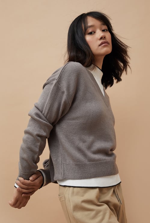 GINGER Women Knitted Sweater
