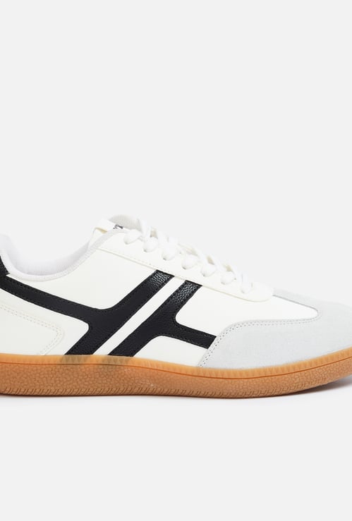 FORCA Men Paneled Lace-Up Sneakers