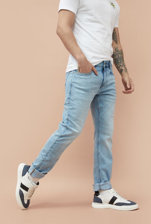 DENIMIZE Men Stonewashed Slim Fit Jeans