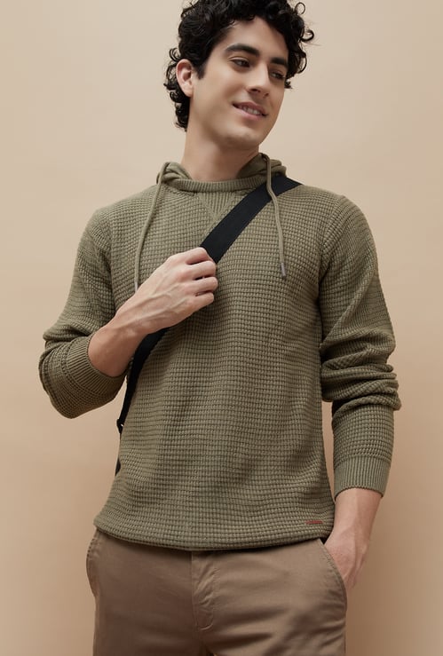FAME FOREVER Textured Hooded Sweater