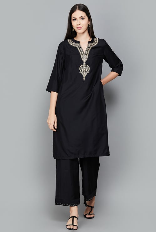 BIBA Embroidered Straight Kurta