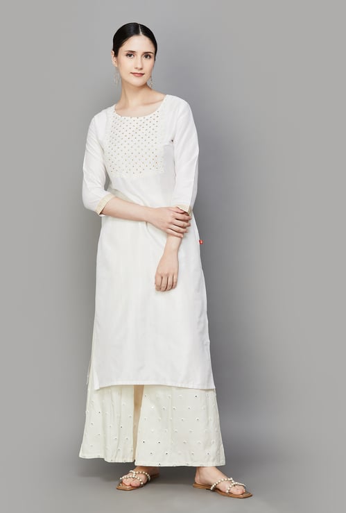 SPAN Yoke Embroidered Straight Kurta