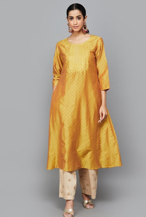 SPAN Embroidered A-Line Kurta