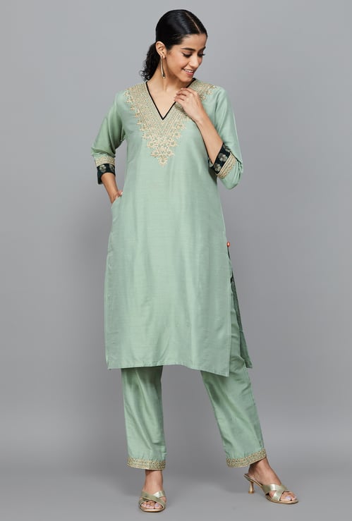 SPAN Embroidered Straight Kurta Set