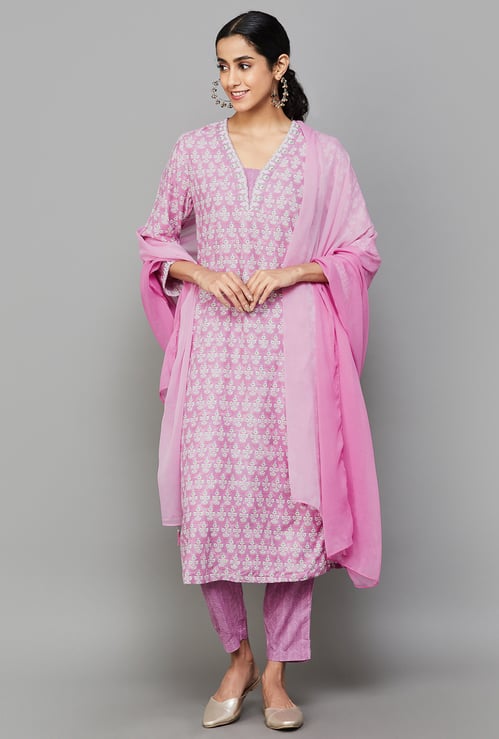 RANGRITI Embellished Straight Kurta Set