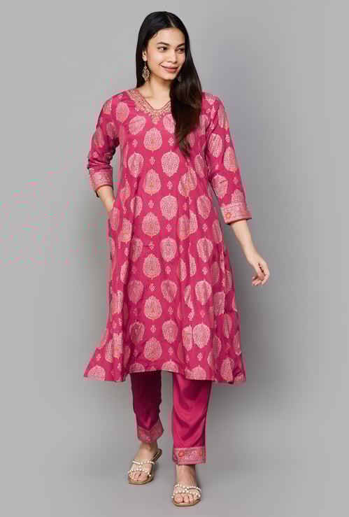 SPAN Paisley Print A-Line Kurta Set