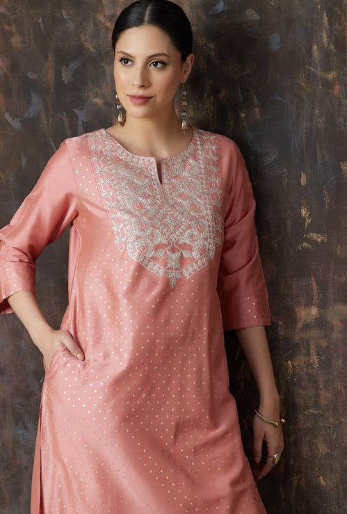 MELANGE Embroidered Straight Kurta