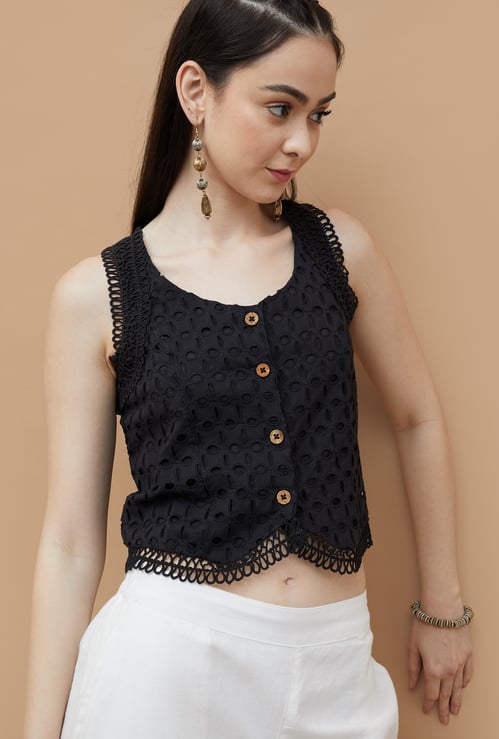 COLOUR ME Schiffli Button-Front Crop Top