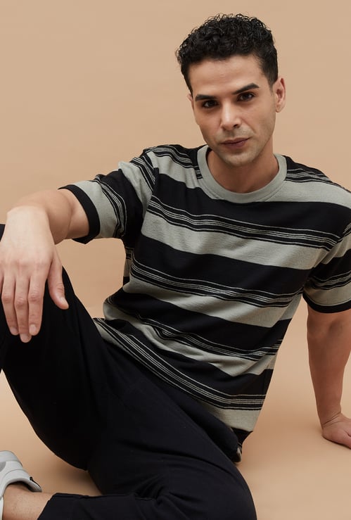 CODE Striped T-shirt