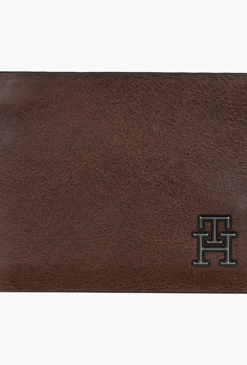 TOMMY HILFIGER Textured Leather Bi-Fold Wallet