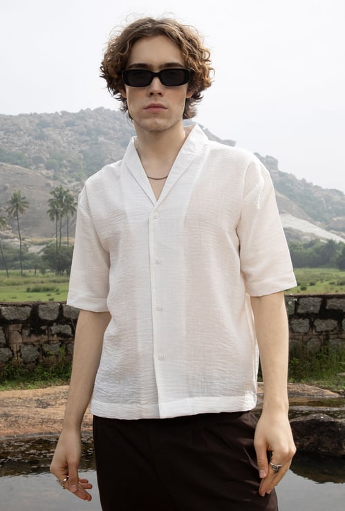 CAMPUS SUTRA Textured Regular Fit Shirt