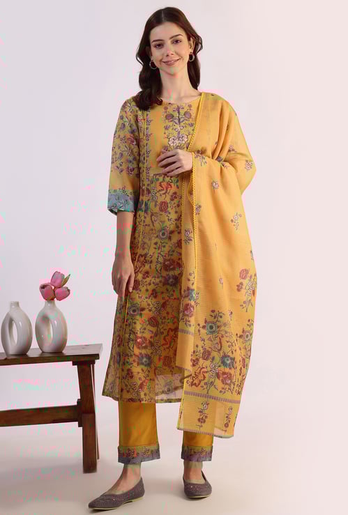 W Floral Print Straight Kurta Set