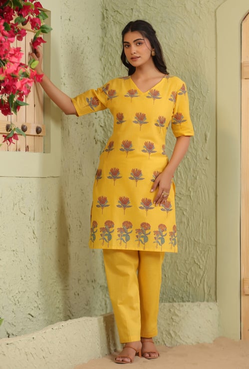 SPAN Floral Print Straight Kurta Set