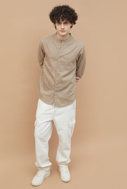 FAME FOREVER Solid Slim Fit Shirt