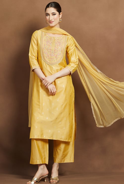 MELANGE Embroidered Straight Kurta Set