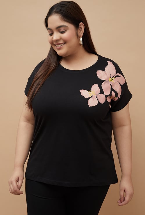 NEXUS Floral Print T-shirt