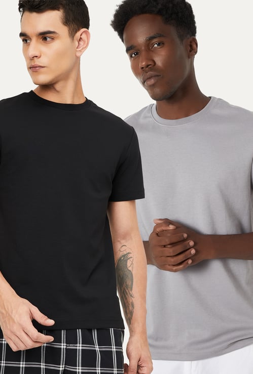 Men Solid T-shirt - Pack of 2