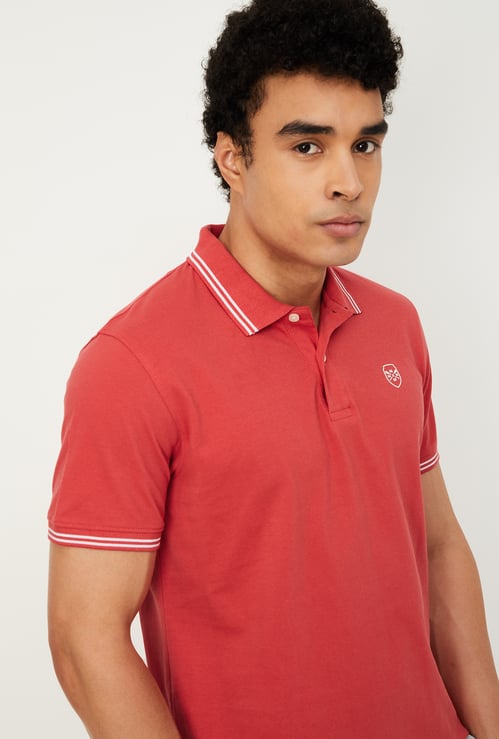 Men Solid Slim Fit Polo T-shirt