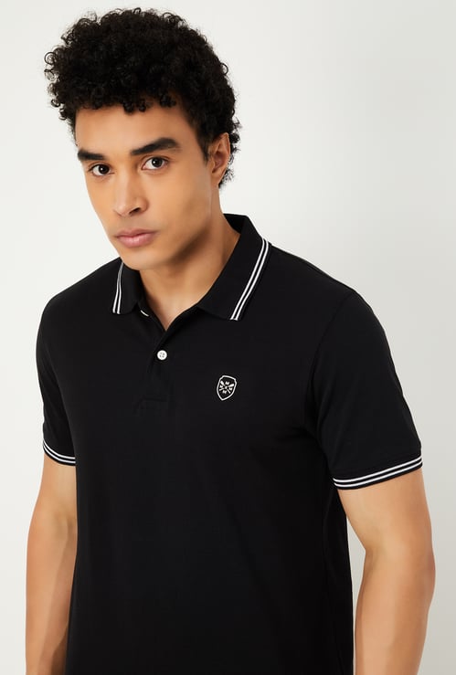 Men Solid Slim Fit Polo T-shirt