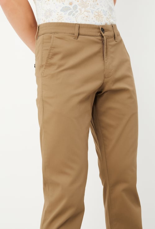 Men Solid Slim Fit Chinos Trousers