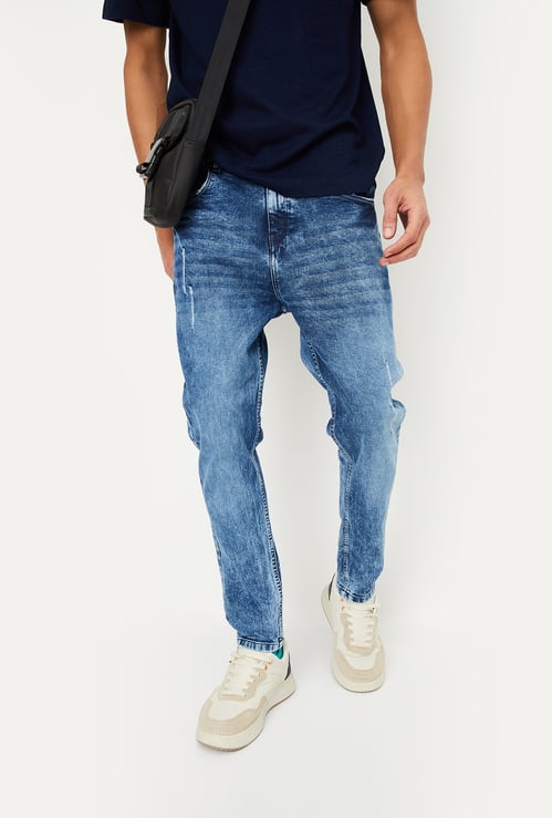 Men Washed Carrot Fit Jeans