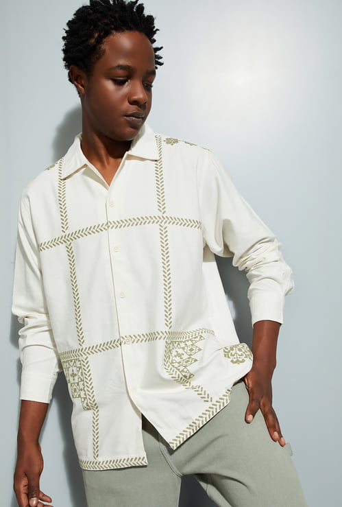 URB_N Men Relaxed Fit Embroidered Shirt