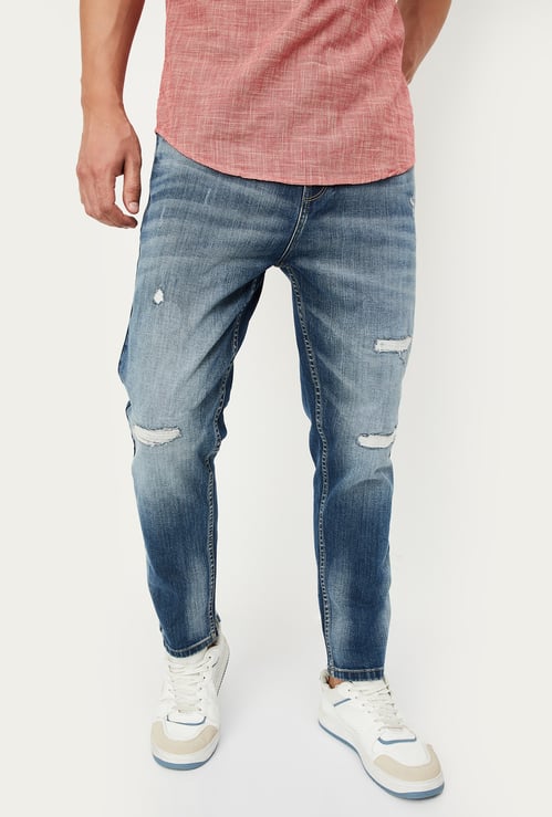 Men Carrot Fit Distressed Jeans