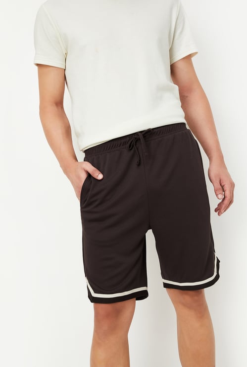 Men Textured Sports Shorts