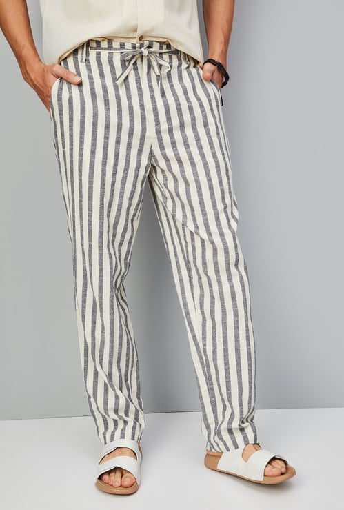 Men Striped Drawstring Waist Pants