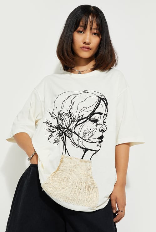 ALAYA F x URB_N Women Oversized Appliqued T-shirt