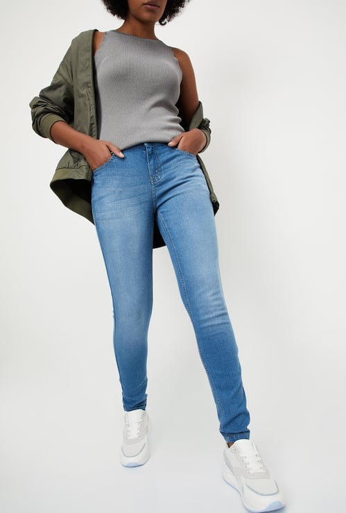 Women Skinny Fit Push-Up Jeans