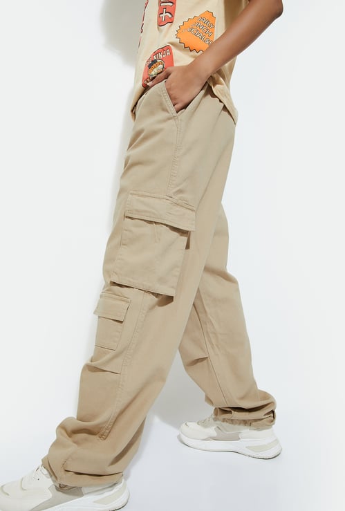 URB_N Women Solid Cargo Trousers