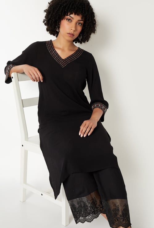 Women Embroidered Straight Kurta