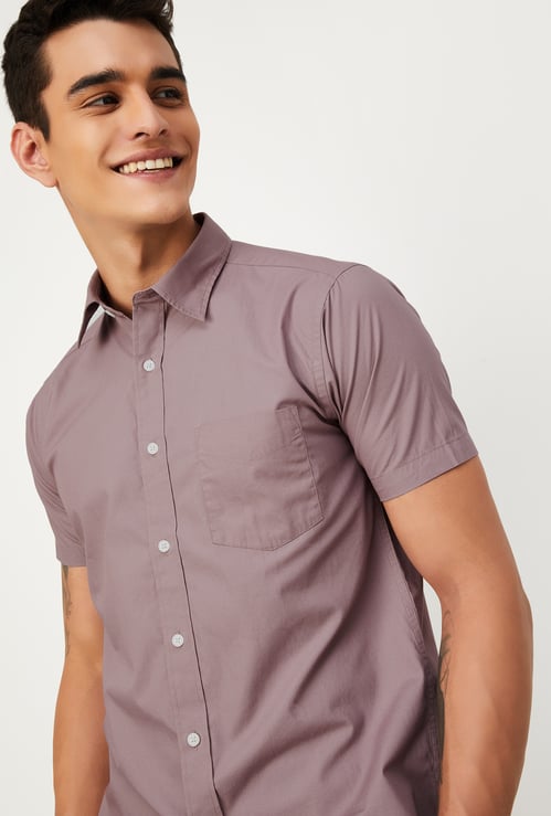 Men Slim Fit Solid Casual Shirt