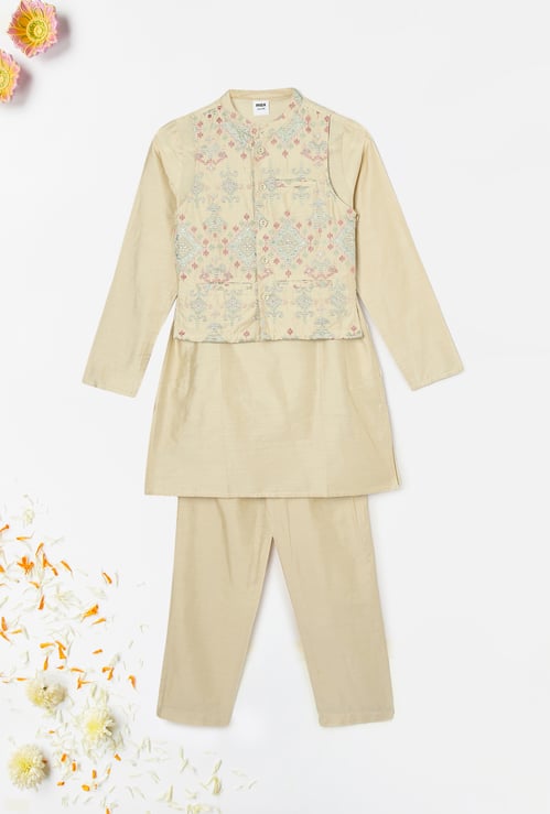 Boys Kurta Set with Embroidered Nehru Jacket