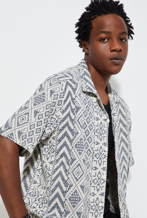 URB_N Men Relaxed Fit Jacquard Resort Shirt