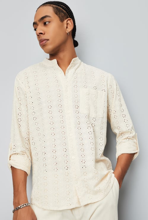 Men Schiffili Embroidered Kurta