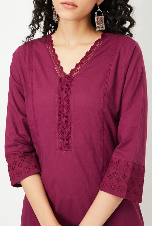 Women Schiffli Straight Kurta