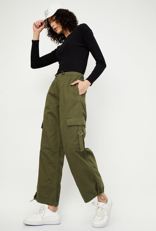 Women Solid Cargo Parachute Jeans