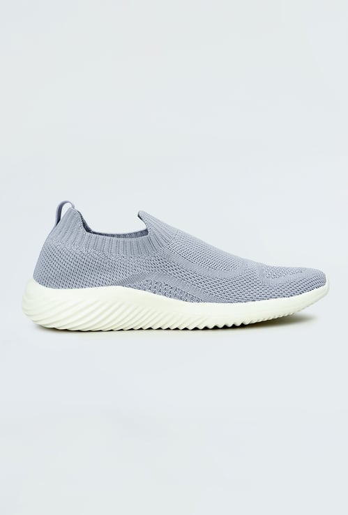 Women Textured Slip-On Sports Shoes