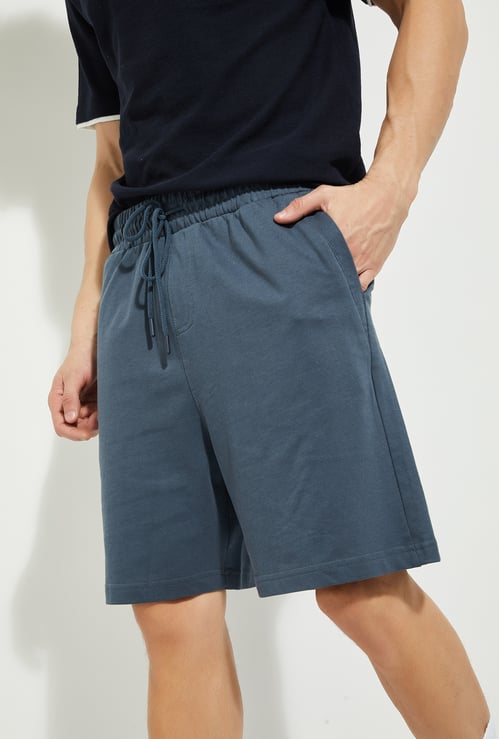 URB_N Men Solid Shorts