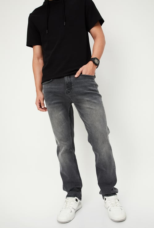 Men Regular Fit Washed Jeans