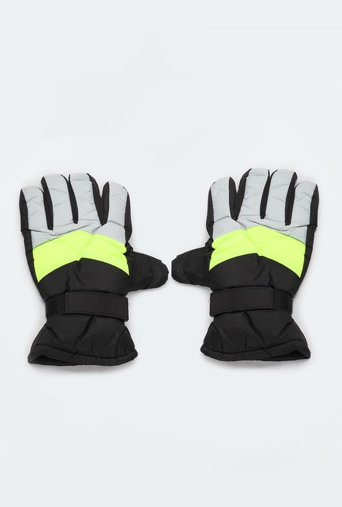 Men Colourblocked Puffer Gloves
