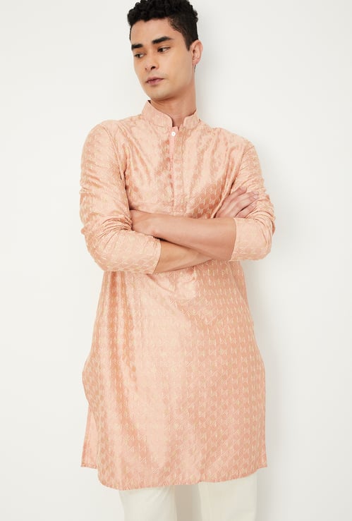 Men Embroidered Straight Kurta