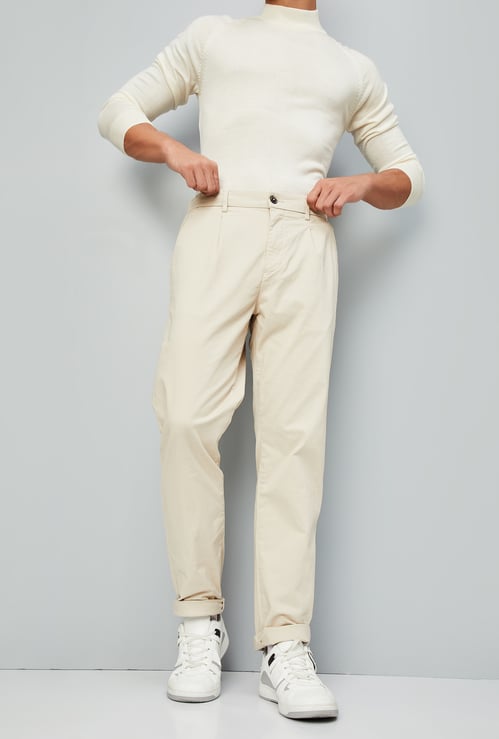 Men Straight Fit Solid Flexi Waist Chinos